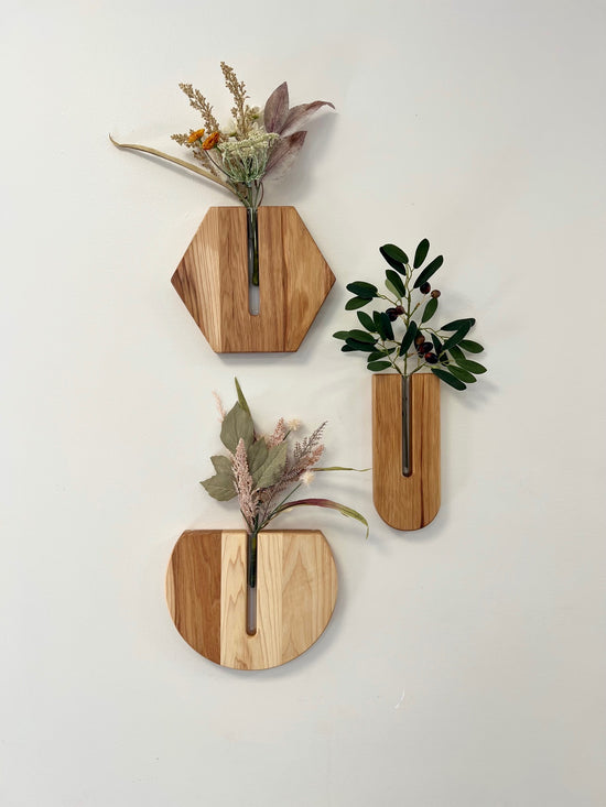 Round Wall Vase - Hickory & Mahagony